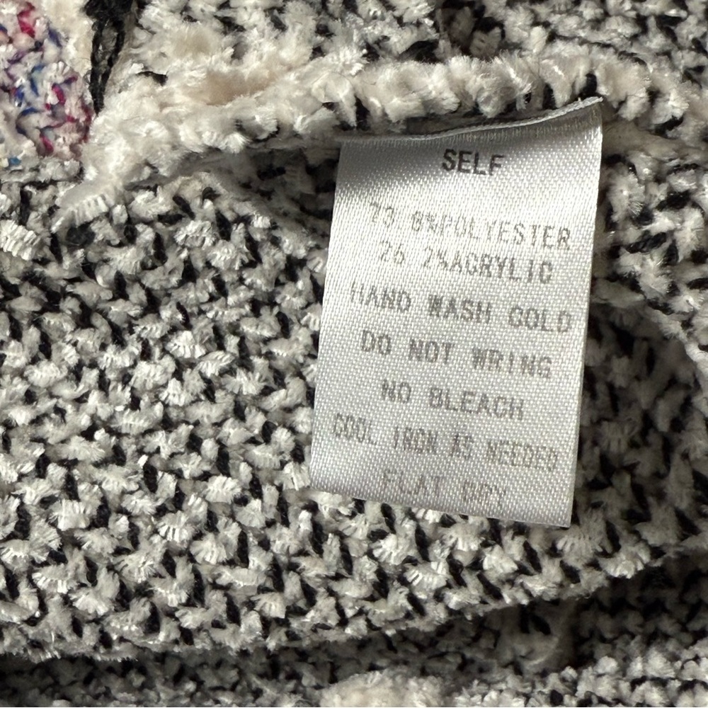 Tribal Design Chenille Poncho Sweater Fitted Cuff - Picture 9 of 11